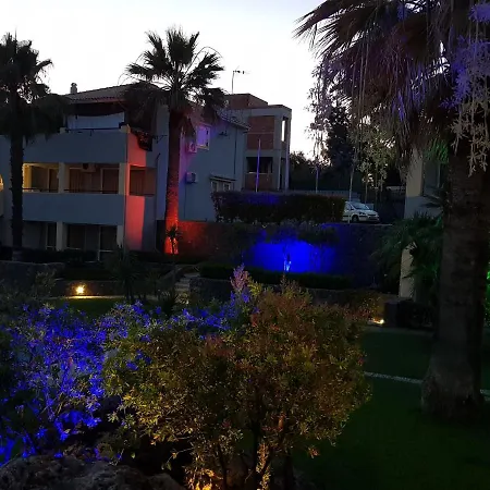 Apartment Asteraki Aparthotel 3*