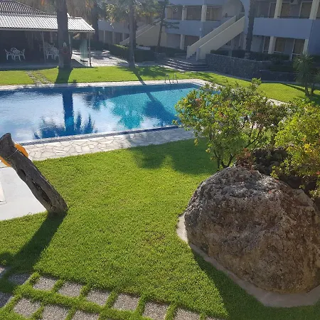 Asteraki Aparthotel 3*