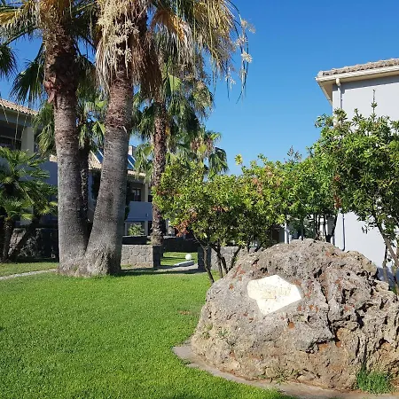 Asteraki Aparthotel Gouvia